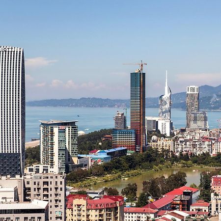 Onyx Palace Delux Batumi Exterior photo