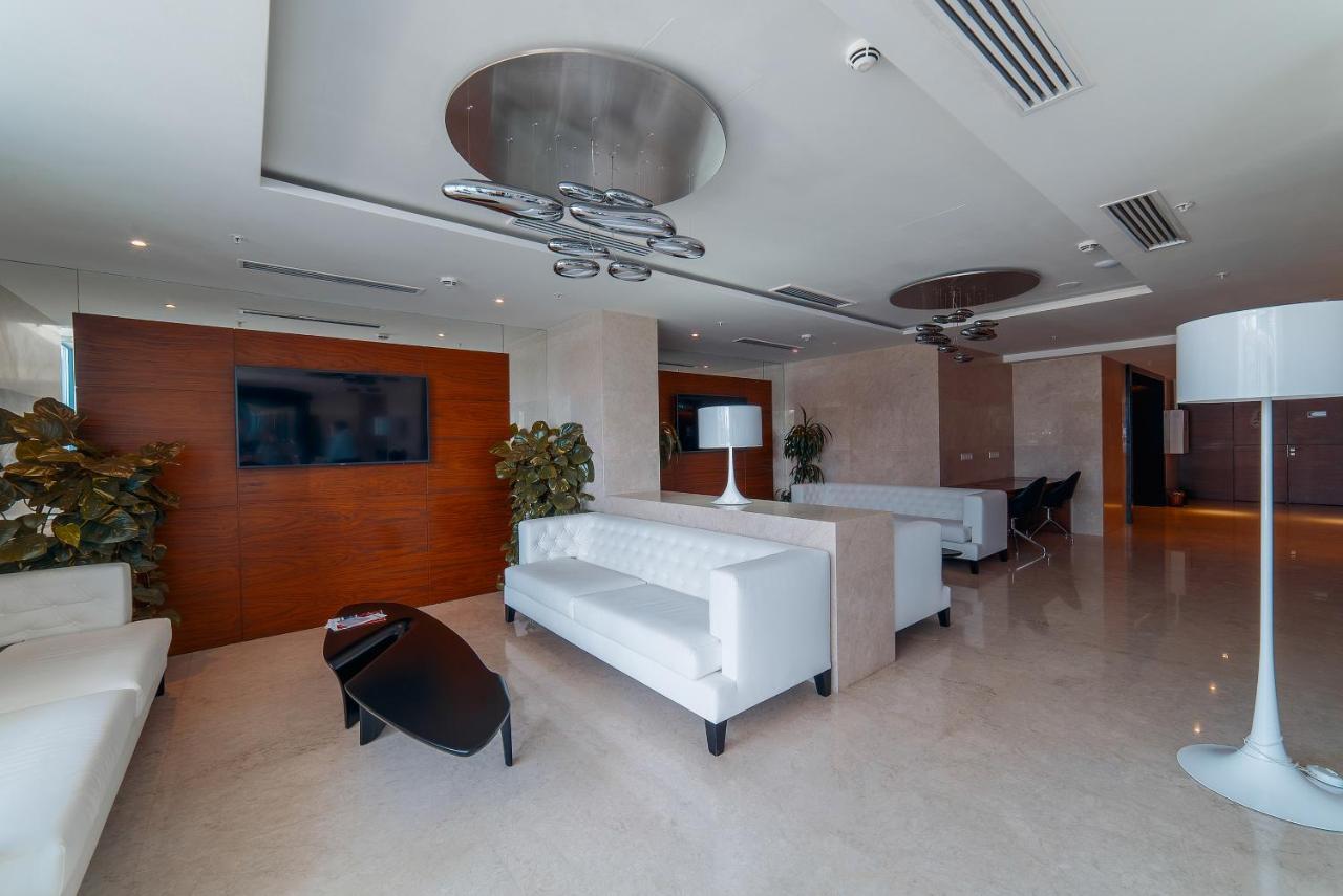 Onyx Palace Delux Batumi Exterior photo