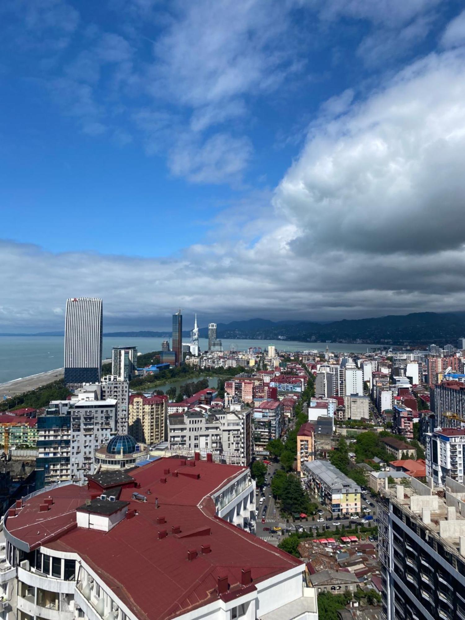 Onyx Palace Delux Batumi Exterior photo